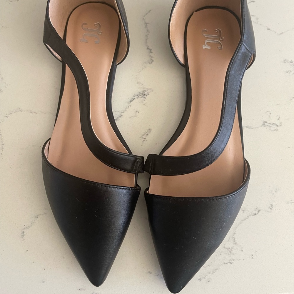 Journey Collections Landry Woman’s Pointed Flats